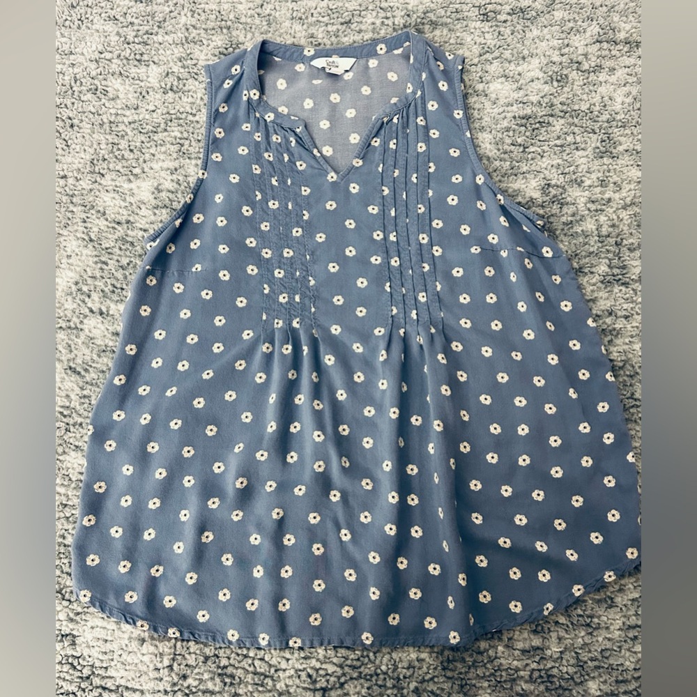 Croft & Barrow sleeveless shirt